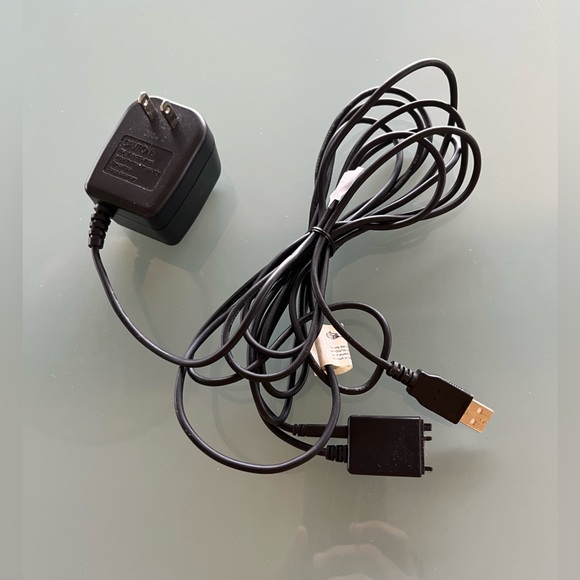 PalmOne AC Adapter Power Supply R3W005-500 157-10006-00 Input 120 5.2VDC 500mA - Picture 4 of 5